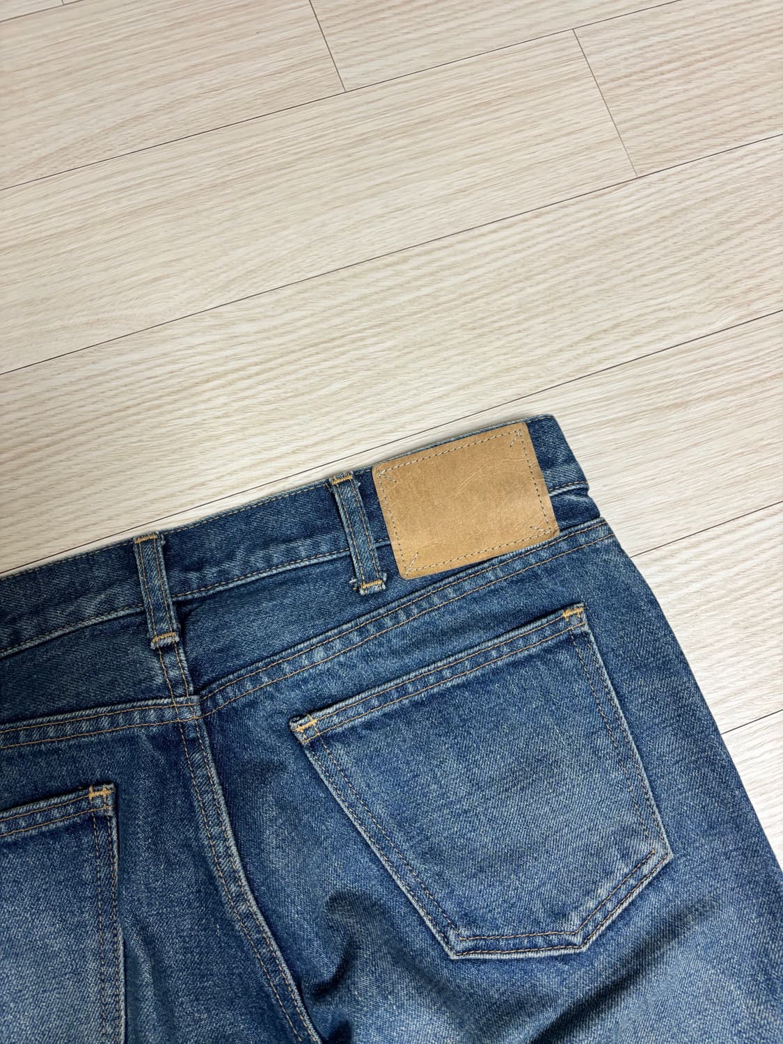 셀린 부츠컷 데님 팬츠 27 상품이미지5