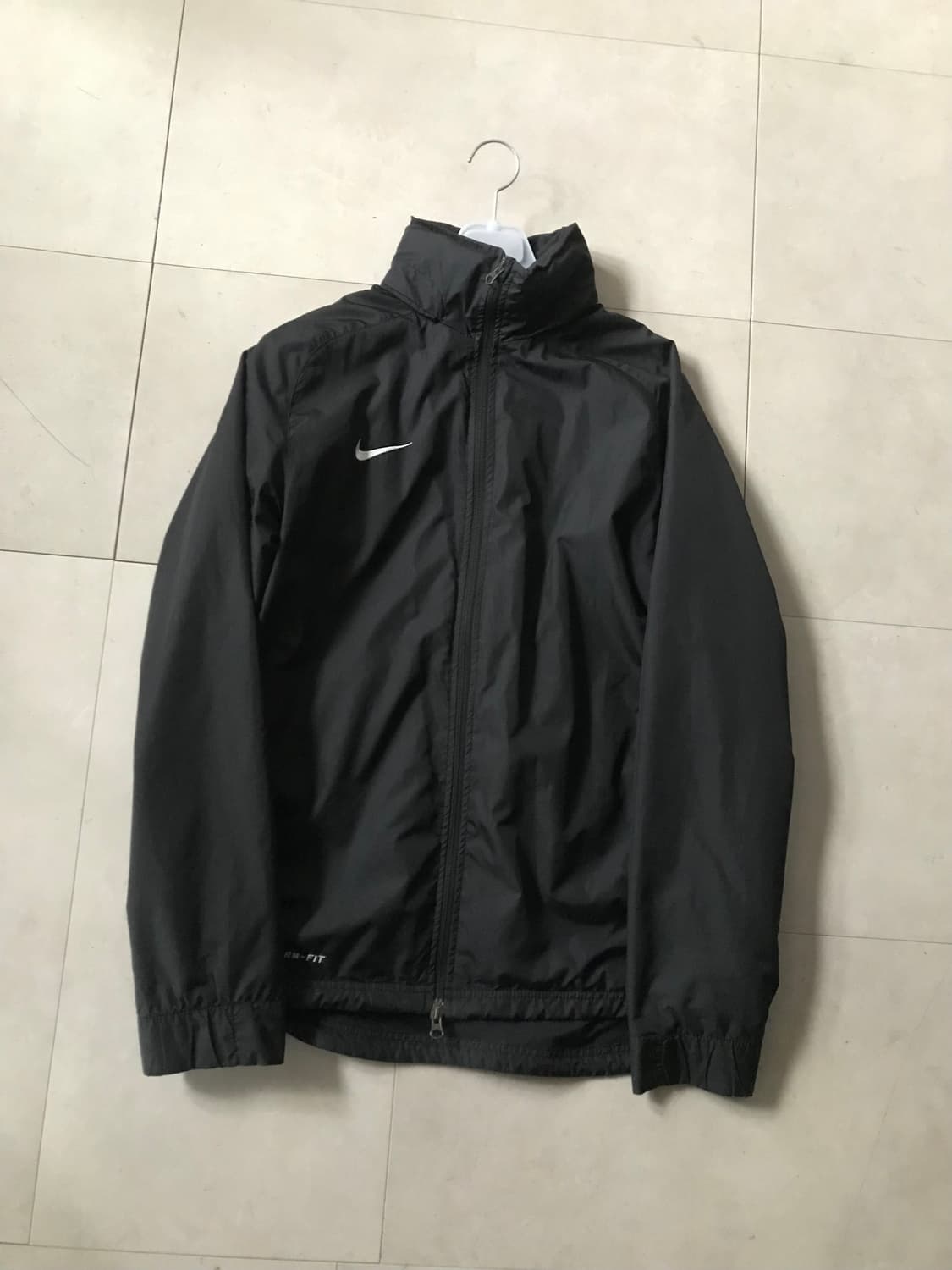 나이키 블랙 투웨이 바람막이 상품이미지8