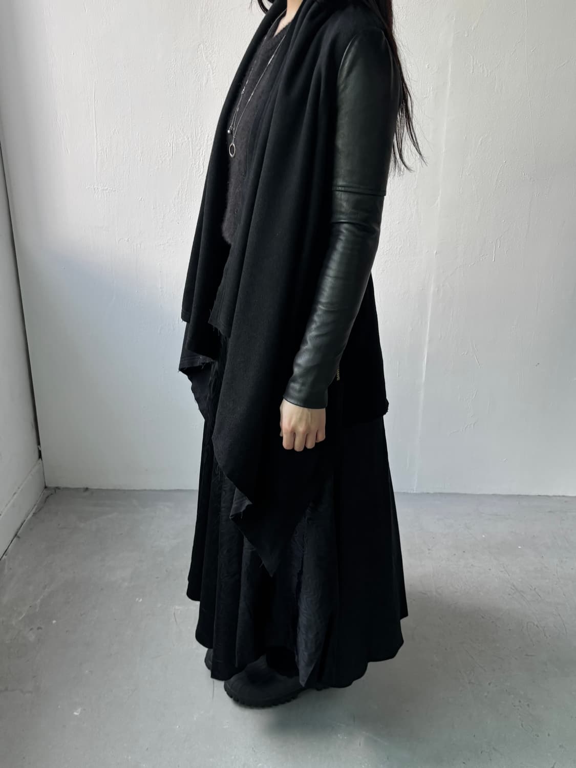 헬무트랭 레더 암 비대칭 코트  상품이미지10