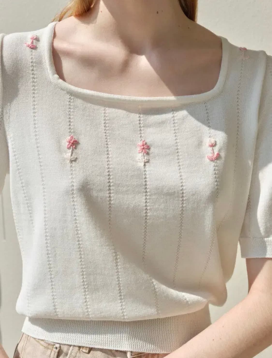 트와 리비에라 플라워 스퀘어 니트 화이트 상품이미지1