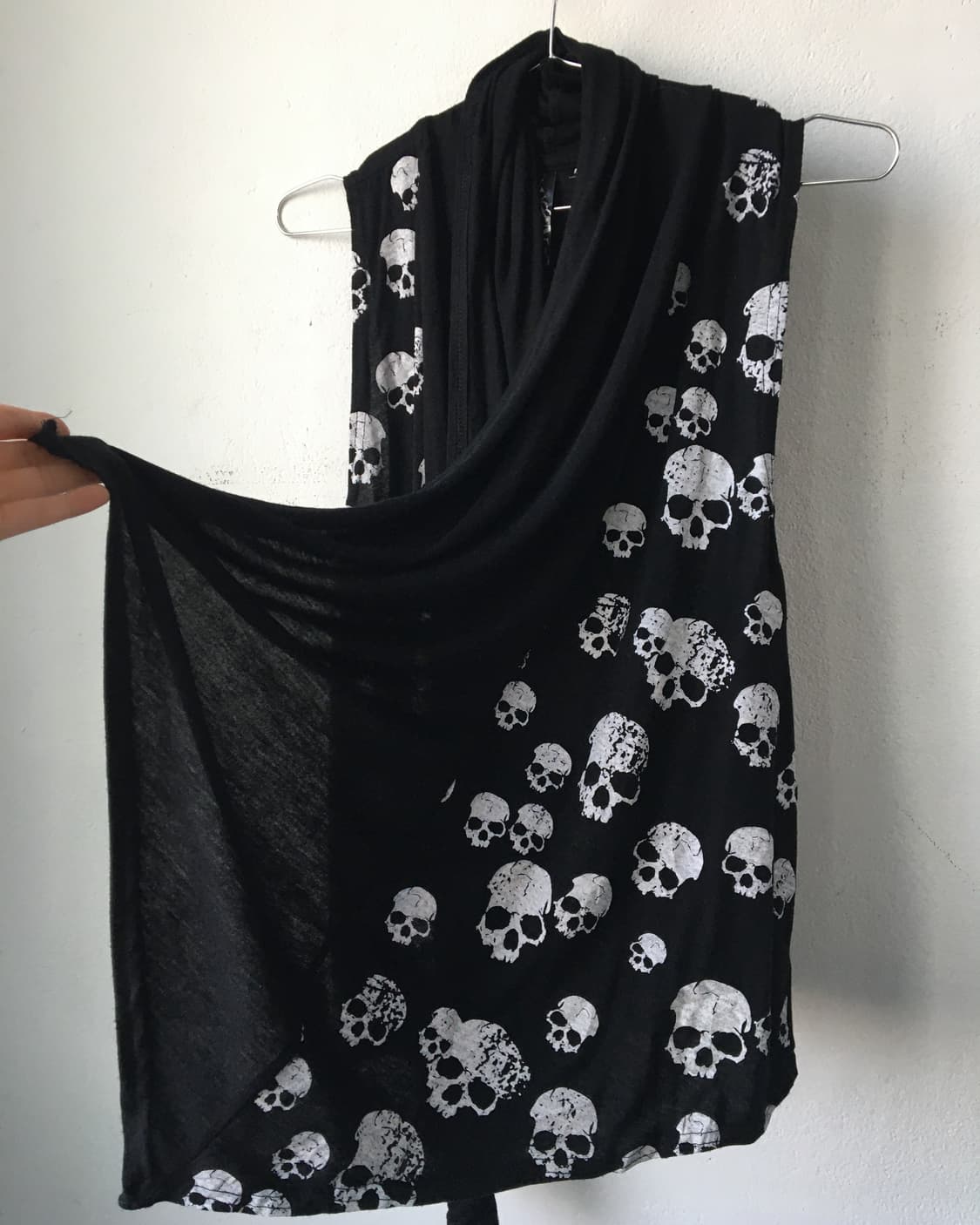 Skull pattern point drape open vest 상품이미지4