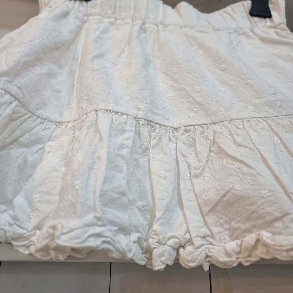 화이트 펀칭 레이스 미니 스커트 상품이미지3