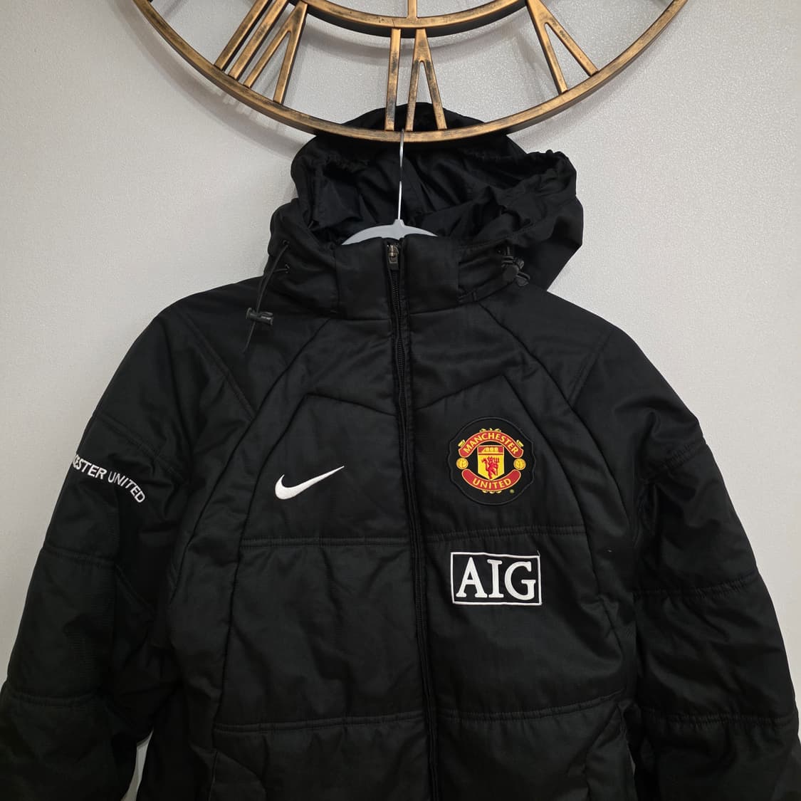 나이키 맨유 블랙 패딩 점퍼 AIG 100 상품이미지3