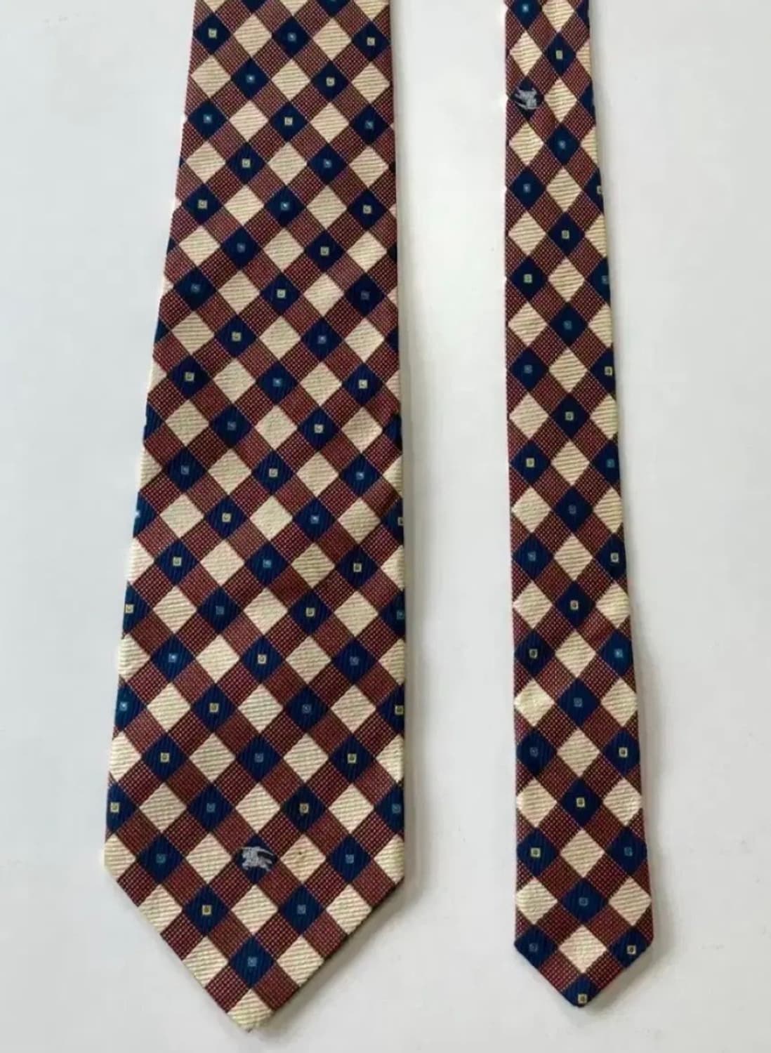 버버리 넥타이 상품이미지1