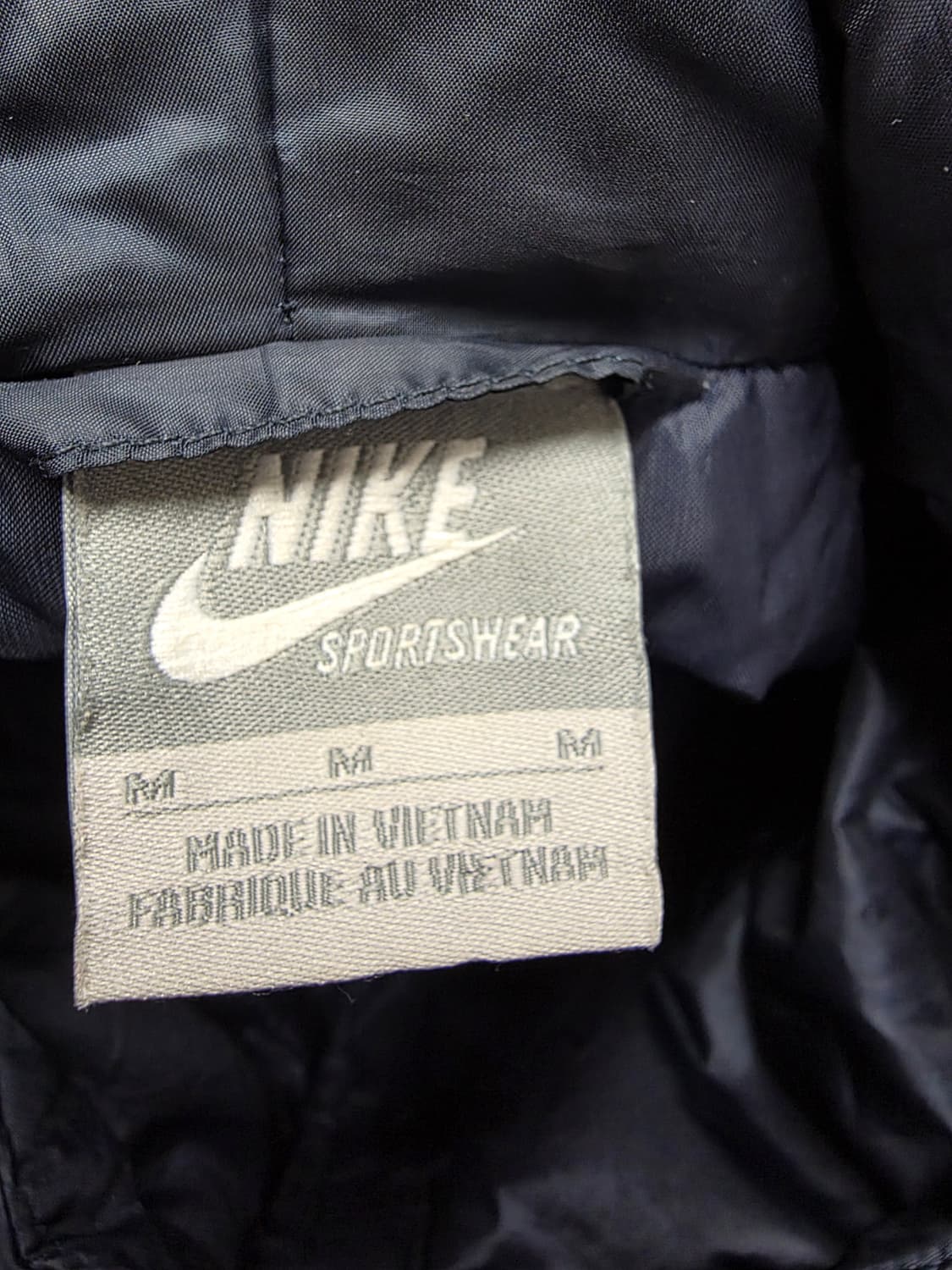 Nike 네이비 라인 경량 후디패딩 XL (실측 68/60)
 상품이미지3