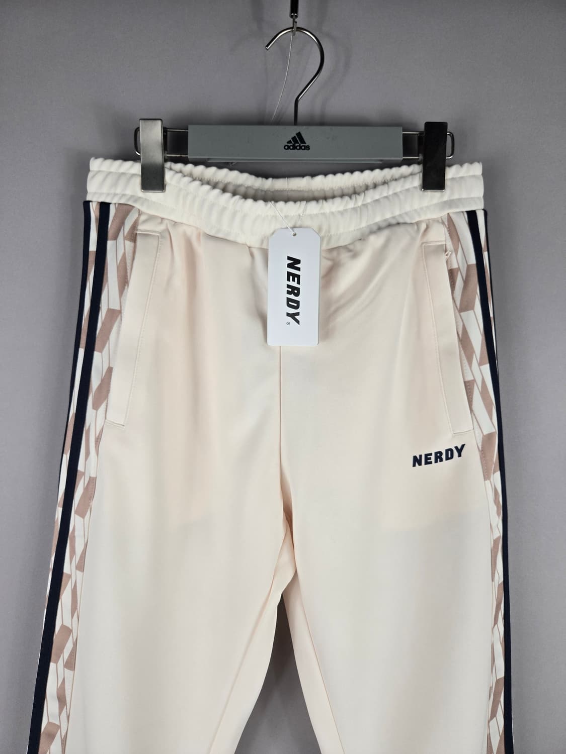 [무료배송]새상품 널디 S 심볼 패턴 블락 트랙 DNA 트레이닝 팬츠 상품이미지2