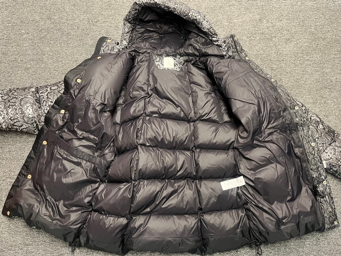 [105] FETCH 패치 뱀피 패딩 L 미착용 상품이미지6