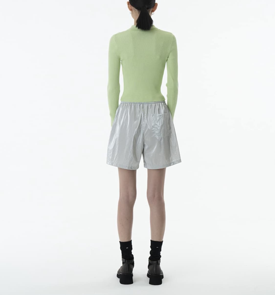 아모멘토 silver foil shorts 상품이미지2