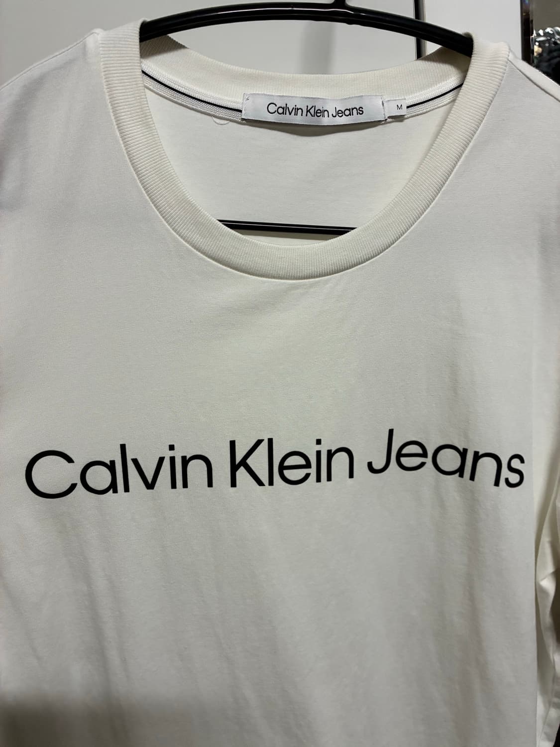 [새상품] 캘빈클라인 반팔티 M/100 상품이미지2