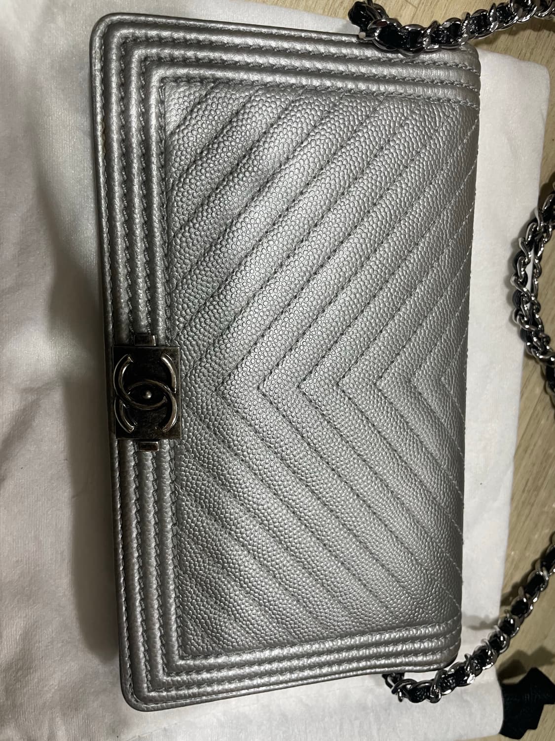 샤넬 보이 플랩지갑 상품이미지2