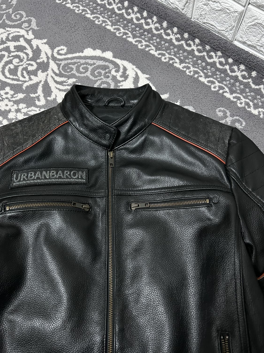 VIIBOY 스컬 패치 카우 레더 자켓 상품이미지6