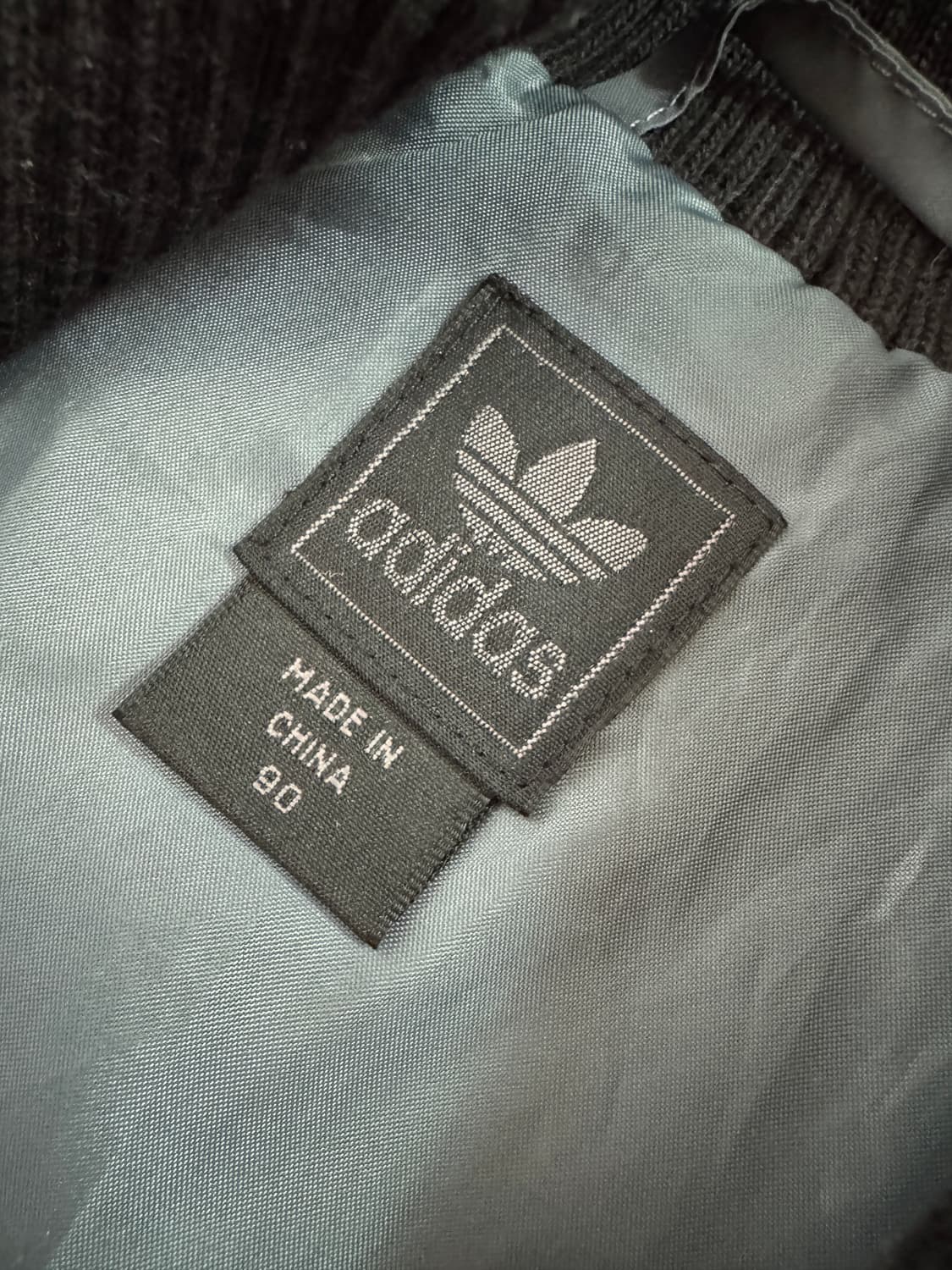 여성 아디다스 올드스쿨 퀄팅 봄버 자켓 빈티지 블루 상품이미지3