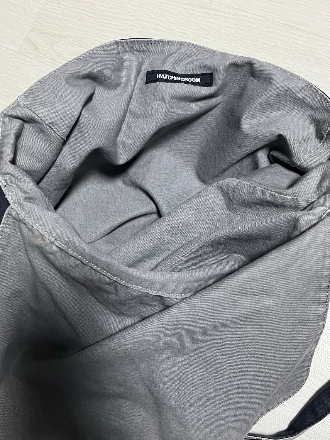 해칭룸 투 페이스 백 페이디드 다크 네이비 그레이 상품이미지4