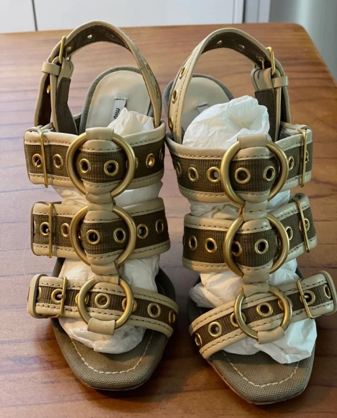 미우미우 힐 36 상품이미지2