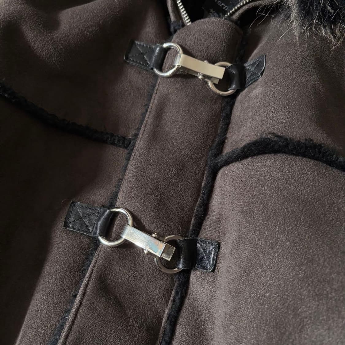 무스탕 퍼 후드 자켓 상품이미지4