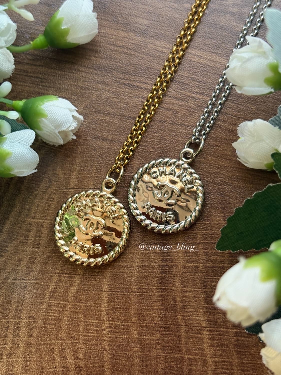 샤넬 No.5 코인 목걸이 상품이미지1