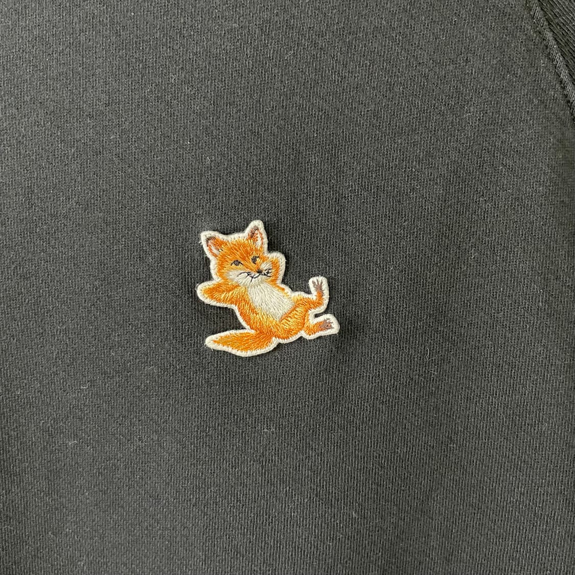 메종키츠네 칠렉스 블랙 맨투맨 상품이미지6