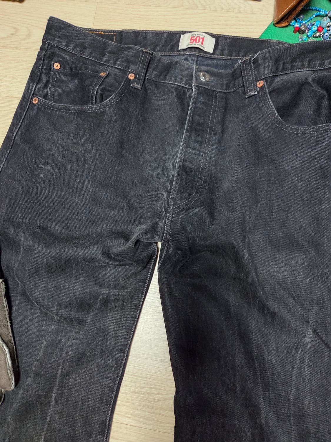 LEVIS 501 빈티지크랙 워싱 흑청 플레임 상품이미지4