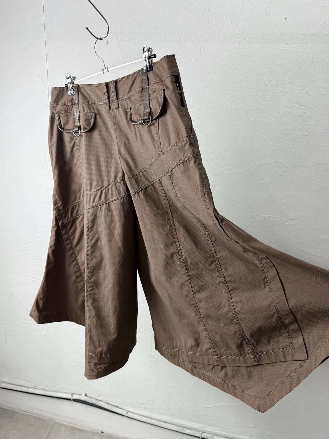 DOHO 어시메트릭 패널 팬츠 상품이미지8