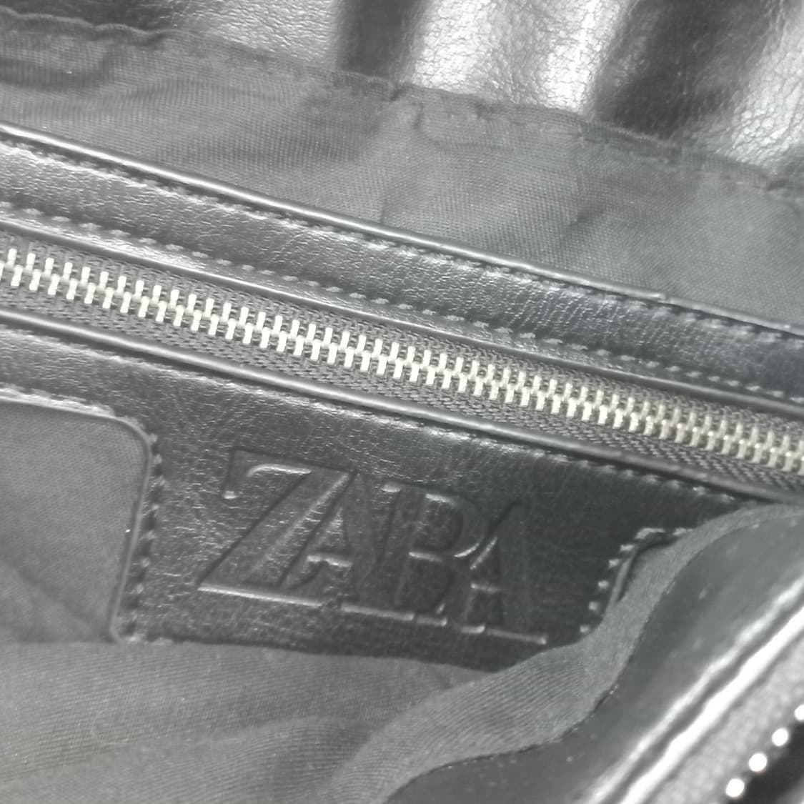 자라 락 플랩 잇지 유나 숄더백 상품이미지2