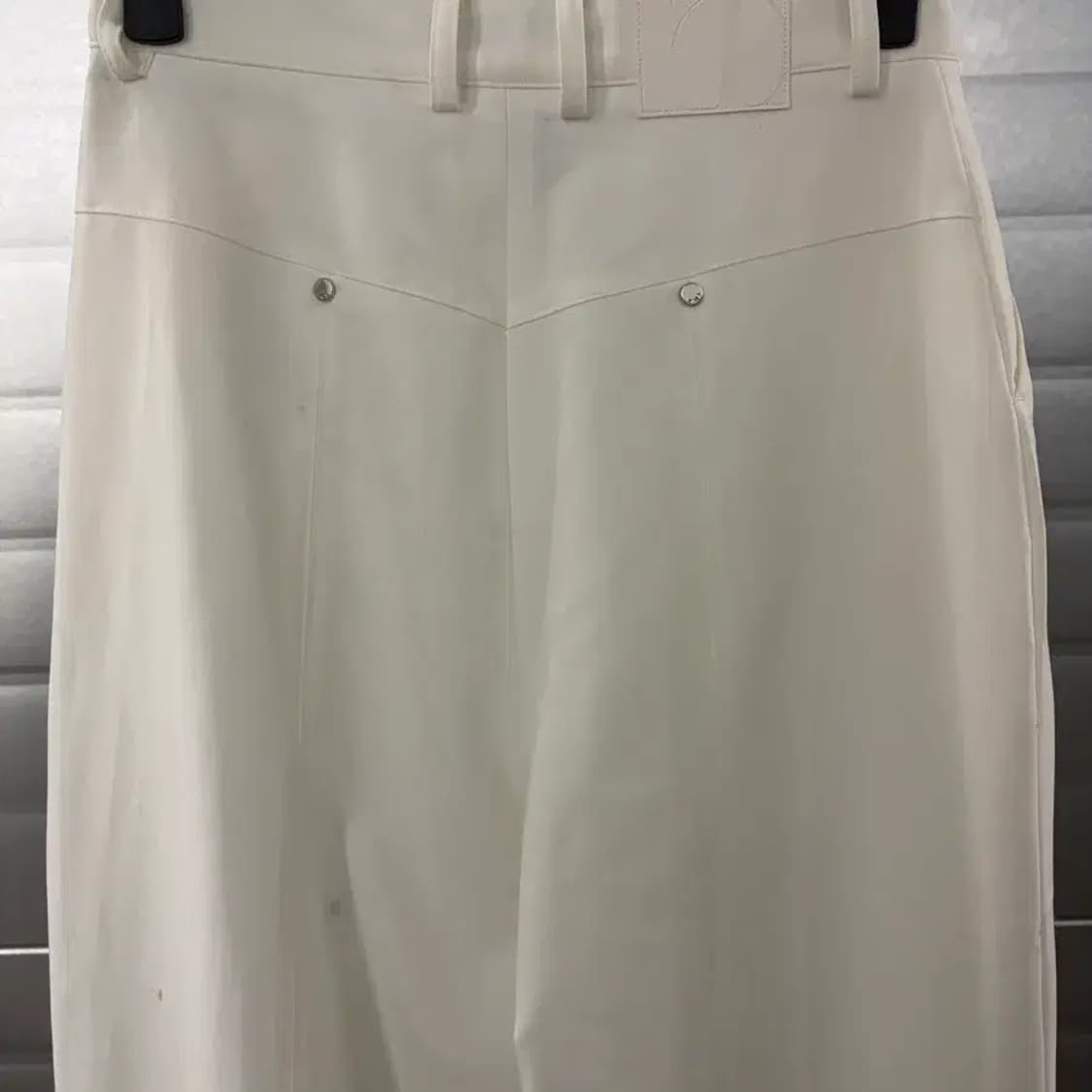 TREEMINGBIRD Rivet Slit Trouser [White] 상품이미지6