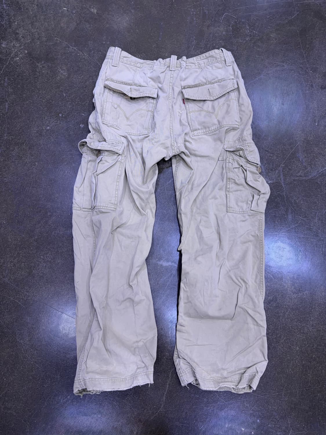 리바이스 00's 루즈 스트레이트핏 카고팬츠 베이지 33 상품이미지2