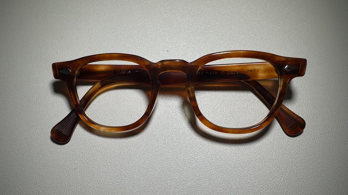 TVR 셀룰로이드1949 앤틱브라운 칼자이스 상품이미지1