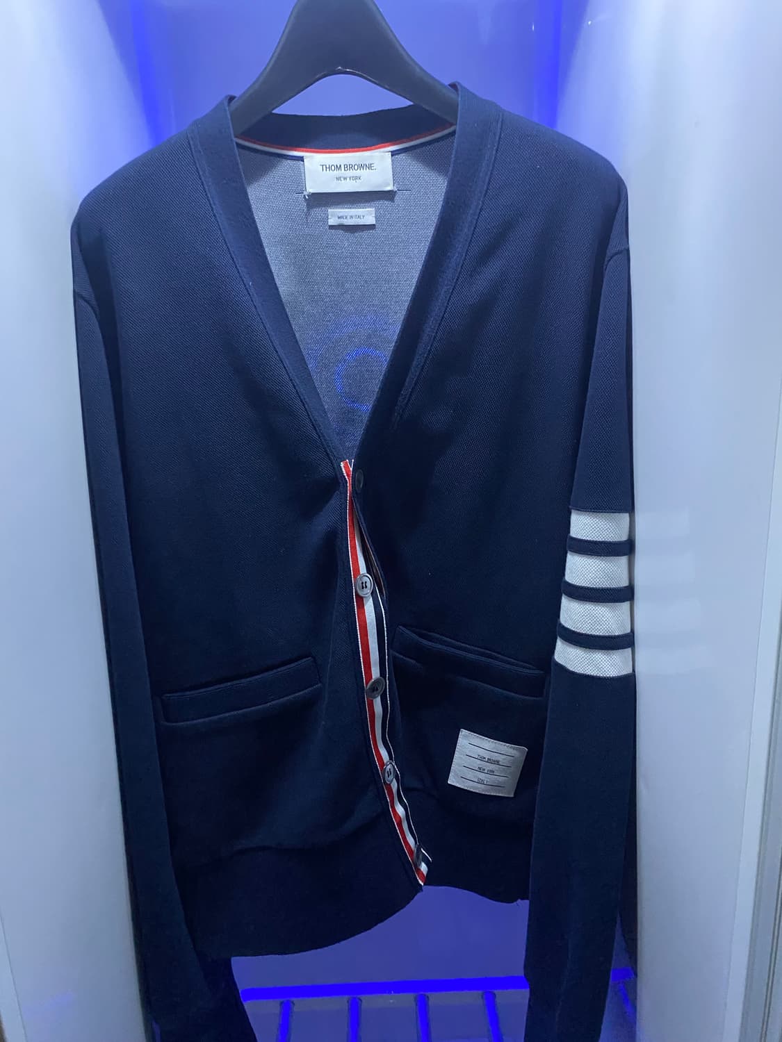 톰브라운 네이비 사선 가디건 1 상품이미지1
