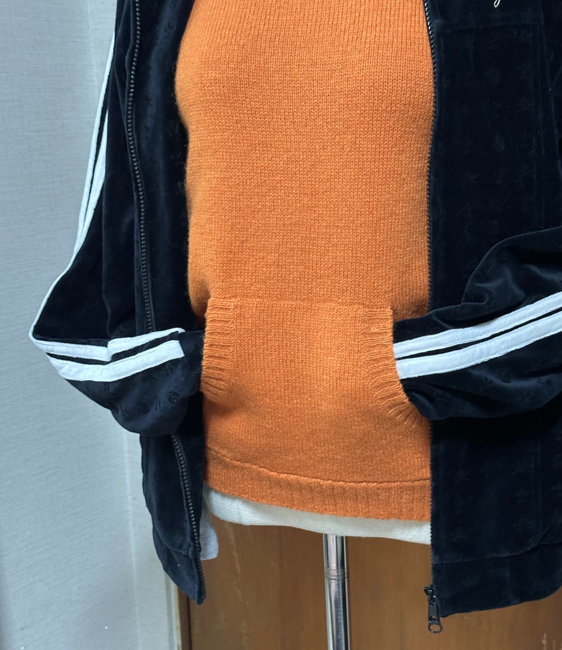 dubambam wool knit vest 상품이미지2