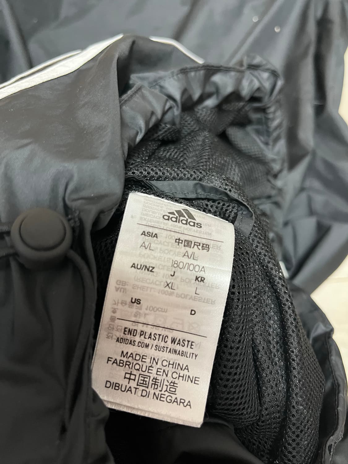 아디다스 블랙 삼선 후드 바람막이 땀복 러닝복 상품이미지3