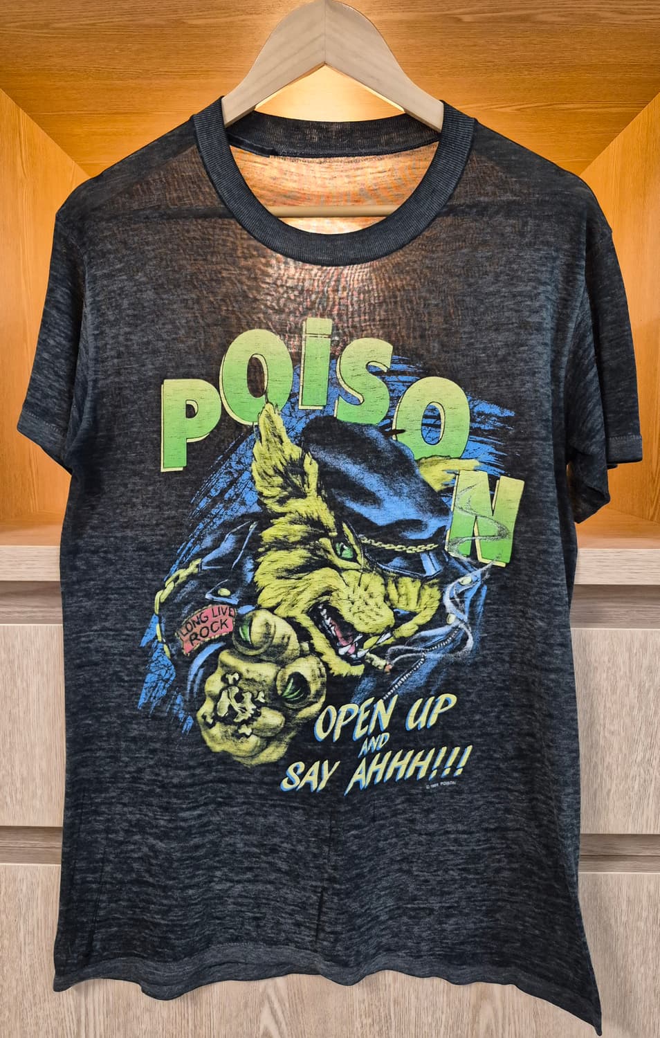 1988 VINTAGE POISON World Tour T-Shirt 상품이미지1