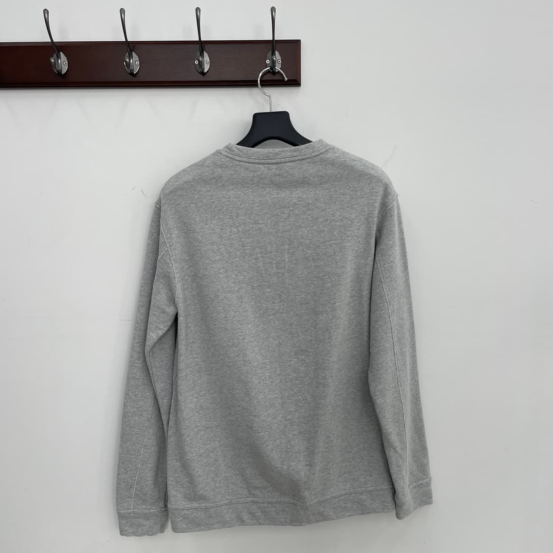 솔리드옴므 로고 프린트 맨투맨 티셔츠  상품이미지2