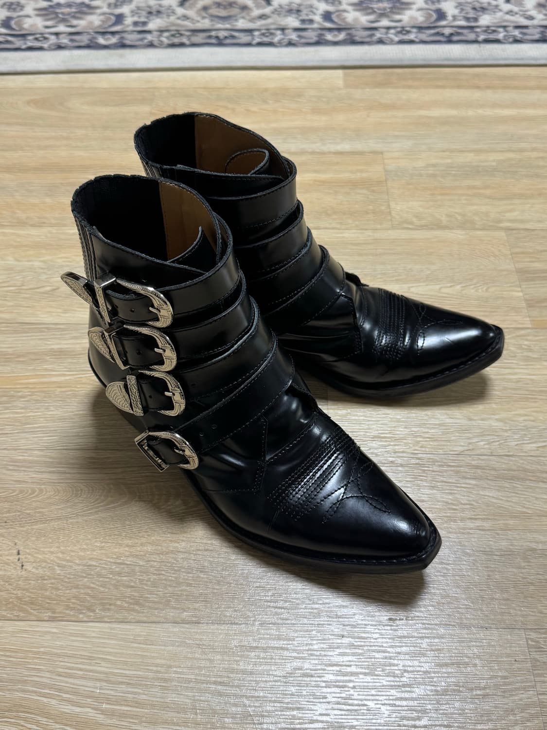 토가 풀라 블랙 카우보이 부츠  상품이미지1