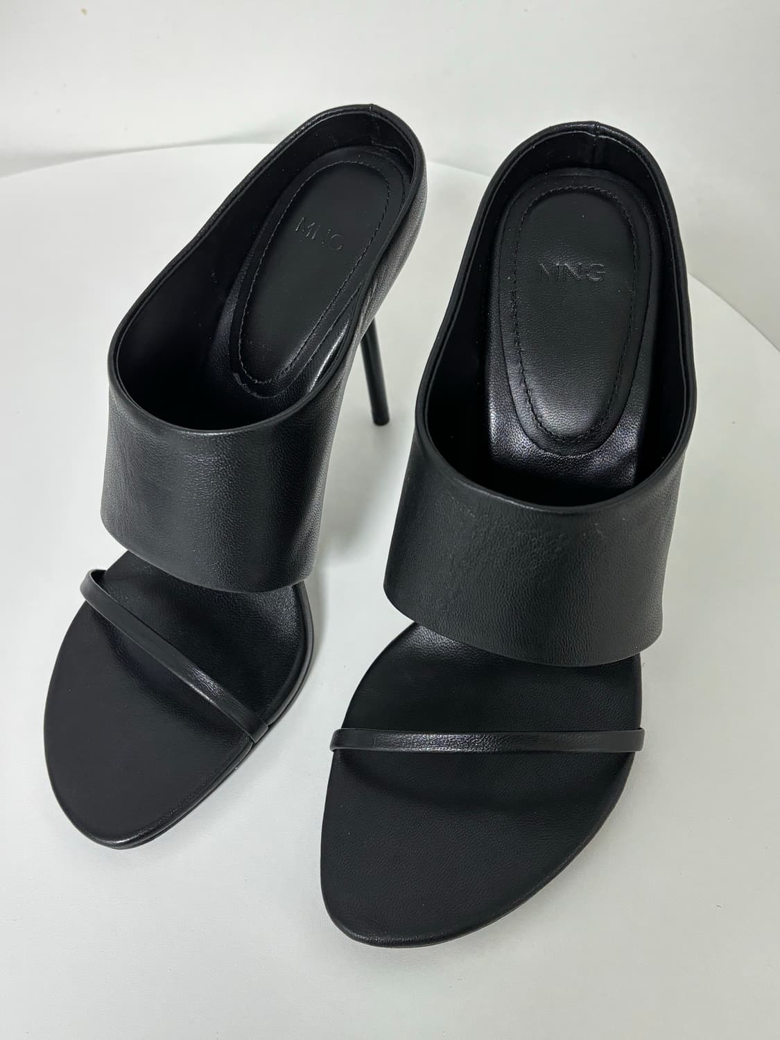 망고 가죽 스트랩 힐 샌들 새상품 상품이미지1