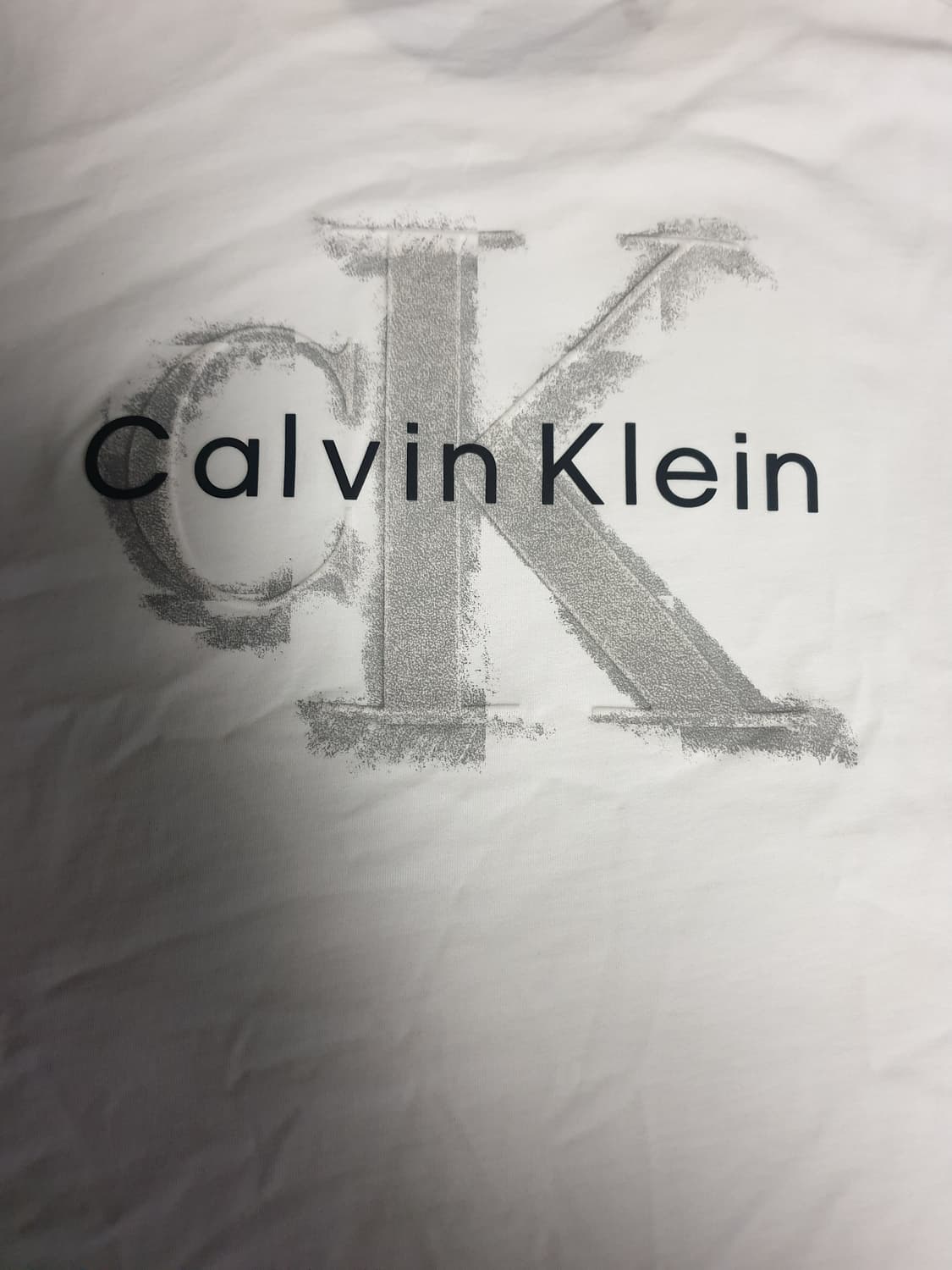 캘빈클라인 진 오버핏 엠보싱 모노로고 반팔티 (XS) 상품이미지4