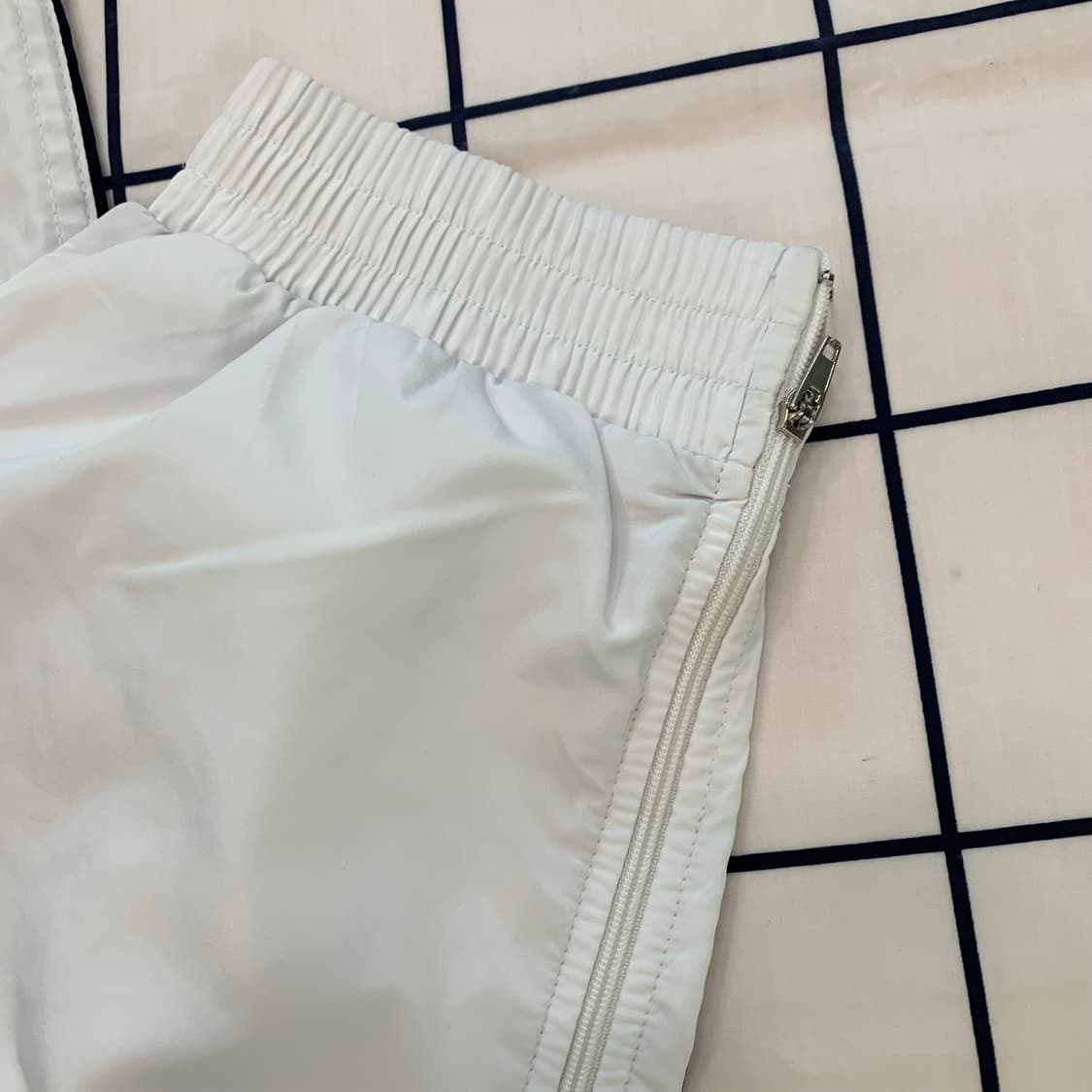 아디다스 화이트 조거팬츠 상품이미지4