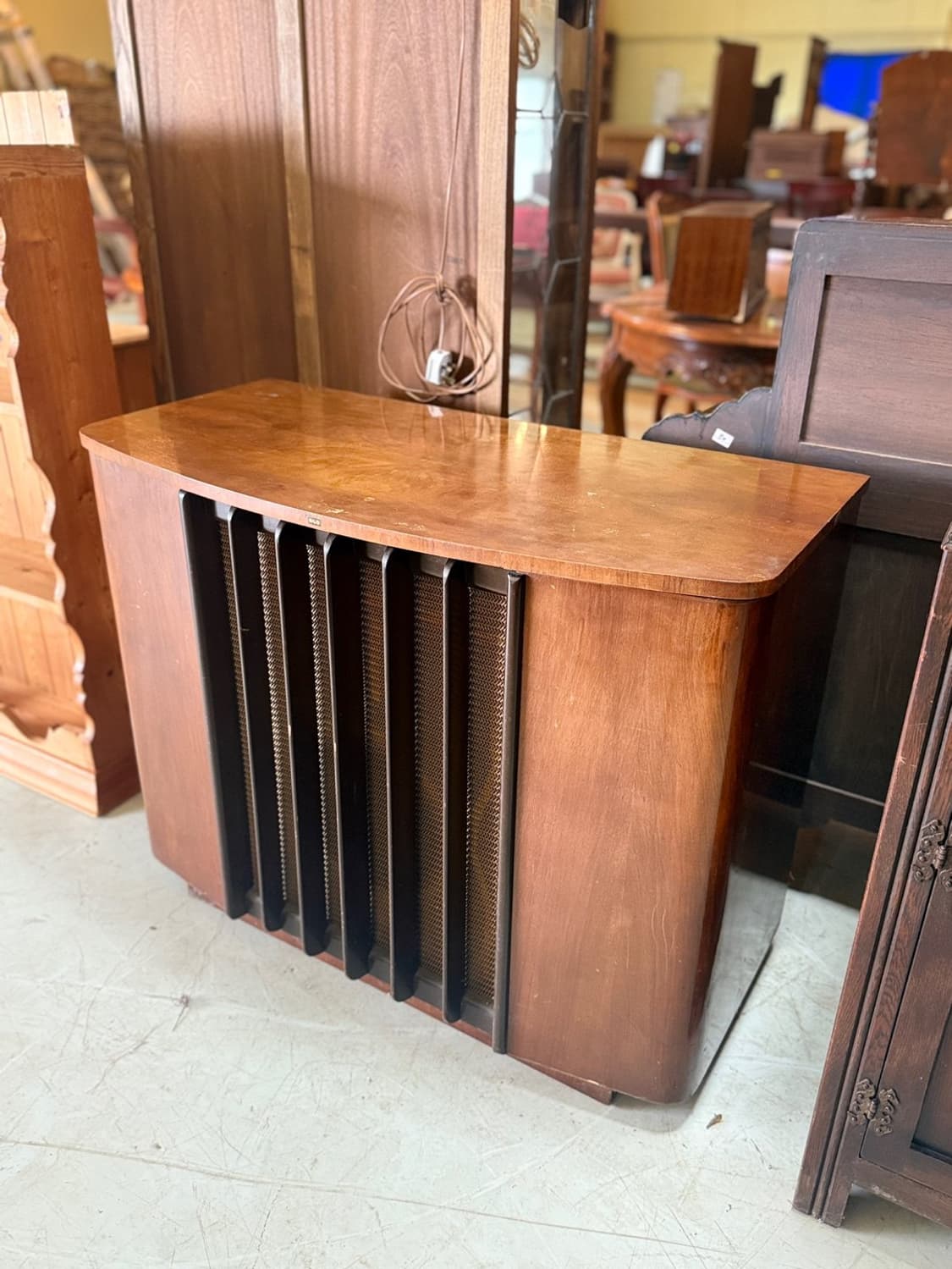 50s~60s 영국 RGD
미드센추리 턴테이블 오디오 콘솔 상품이미지1