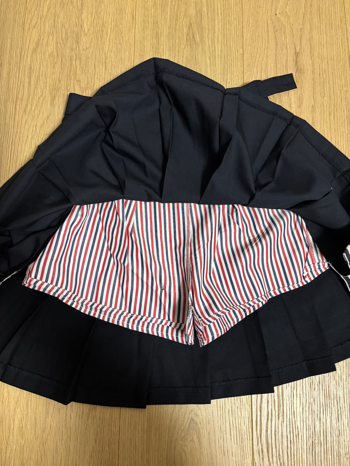 톰브라운 스커트 상품이미지6