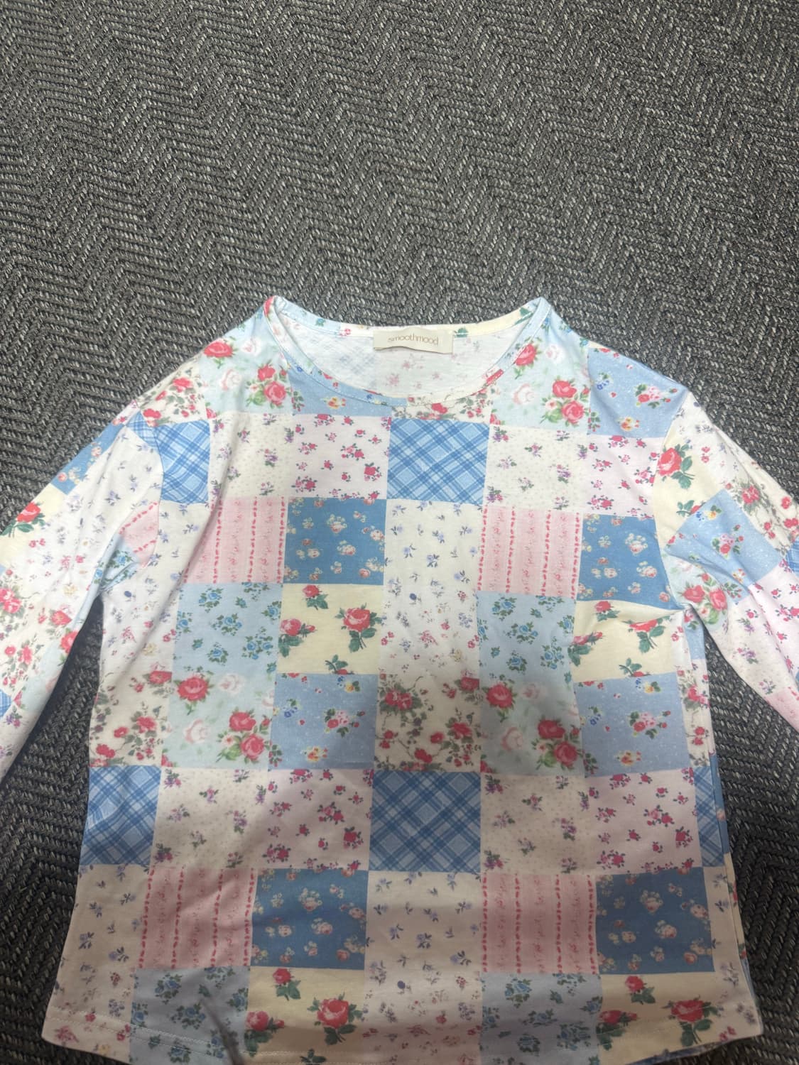 플라워꽃무늬 패턴 티셔츠 상품이미지1