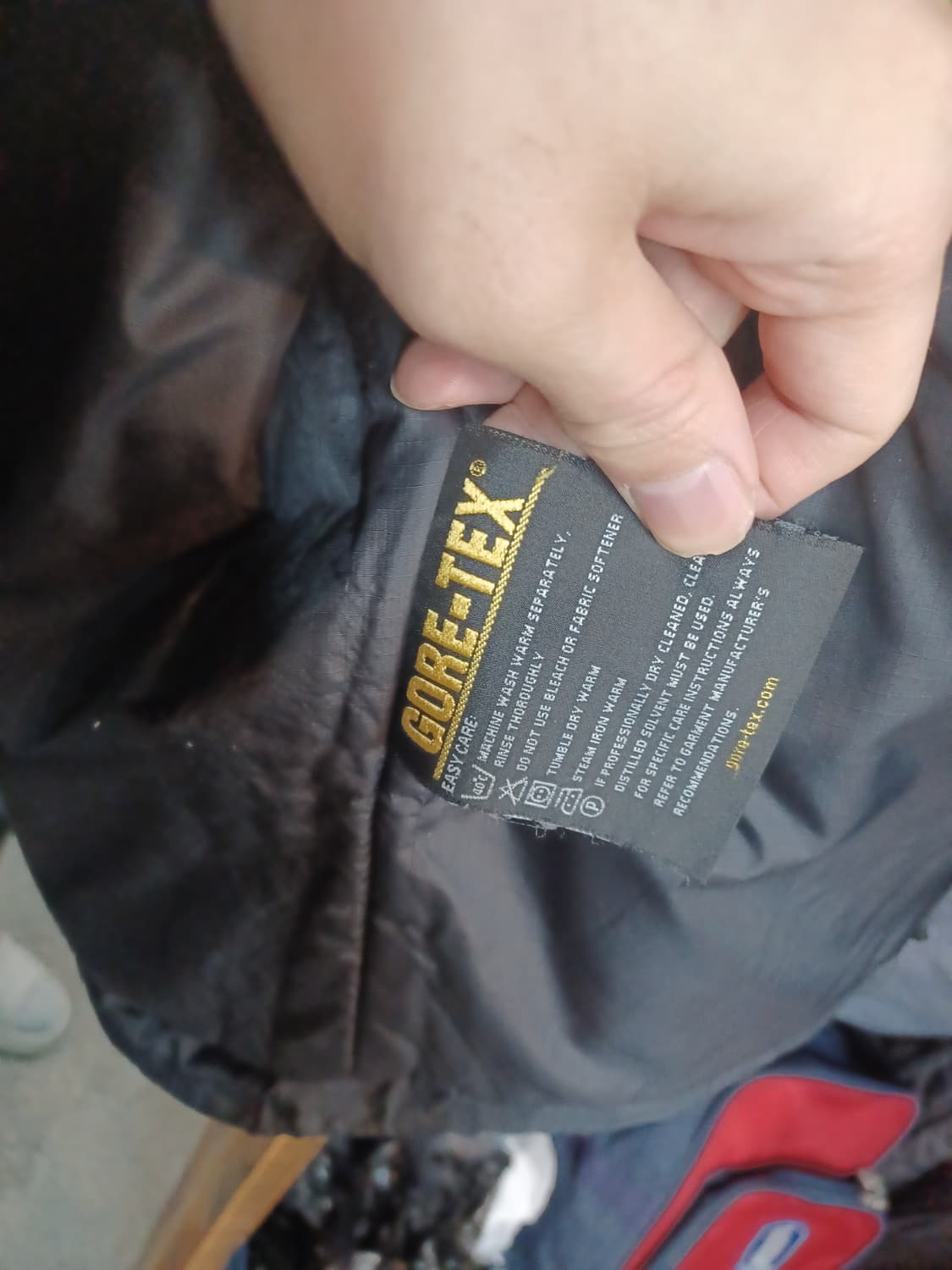 아크테릭스 고어텍스 고프고어 경량패딩 점퍼 s~m 상품이미지4