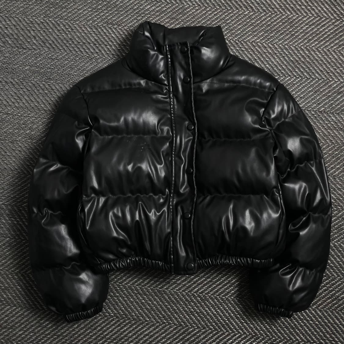 FANDY LOKAR 블랙 레더 크롭 숏패딩o 4197 상품이미지1