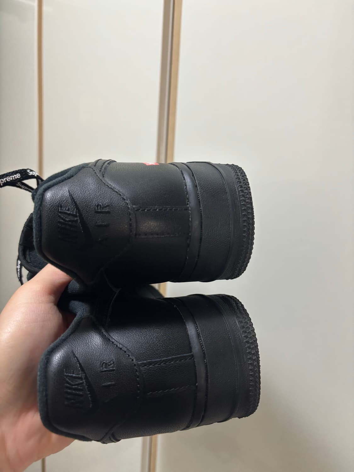 슈프림에어포스 블랙240 상품이미지3