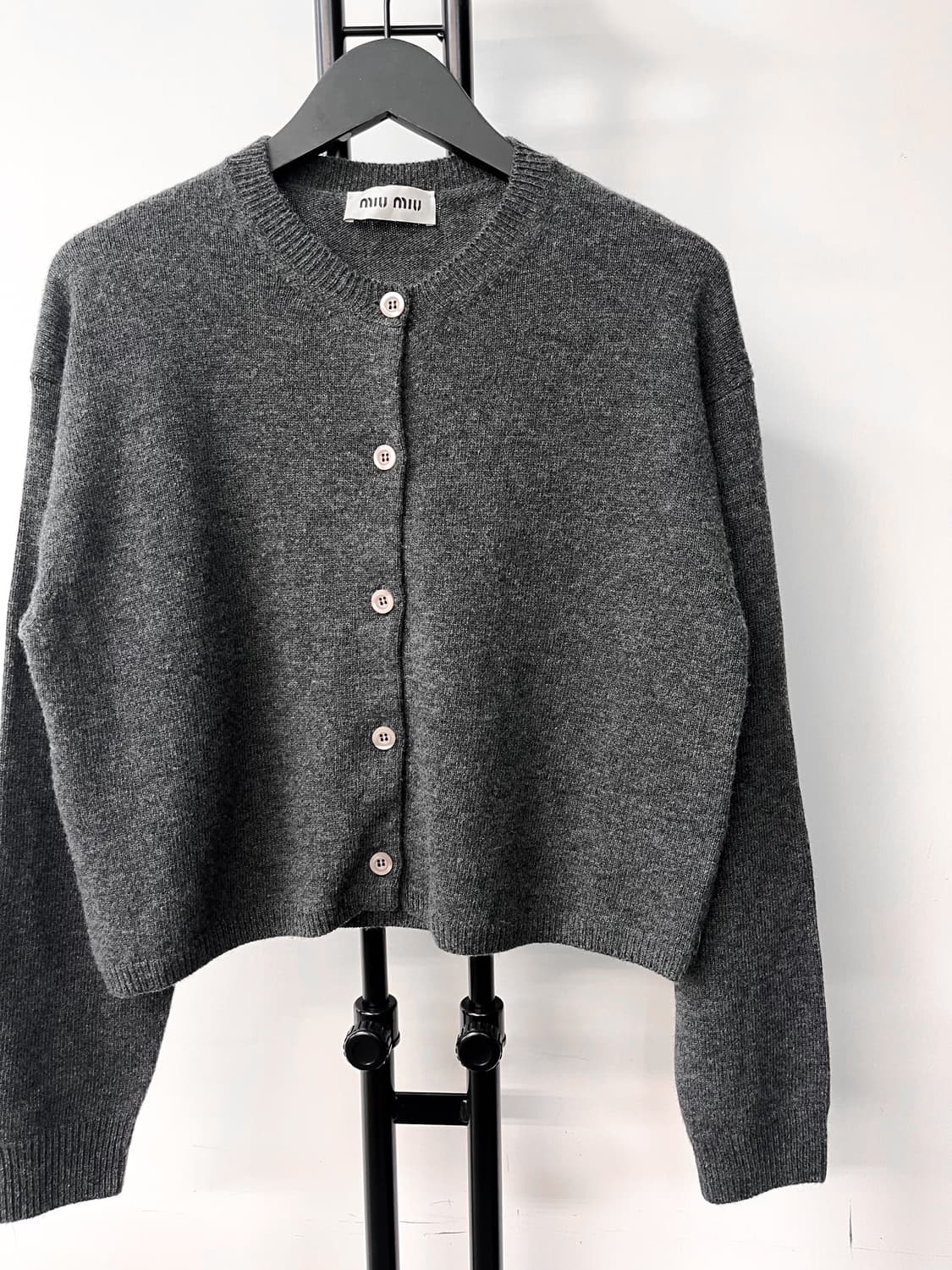 미우미우 24f/w 울 가디건 상품이미지3