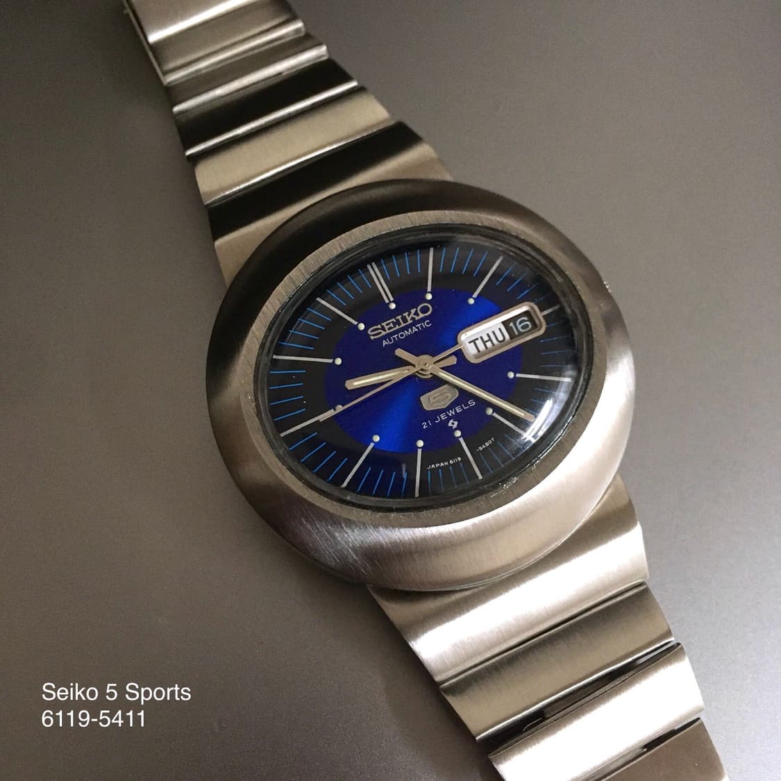 Seiko 5 Sports UFO Automatic Watch 상품이미지4