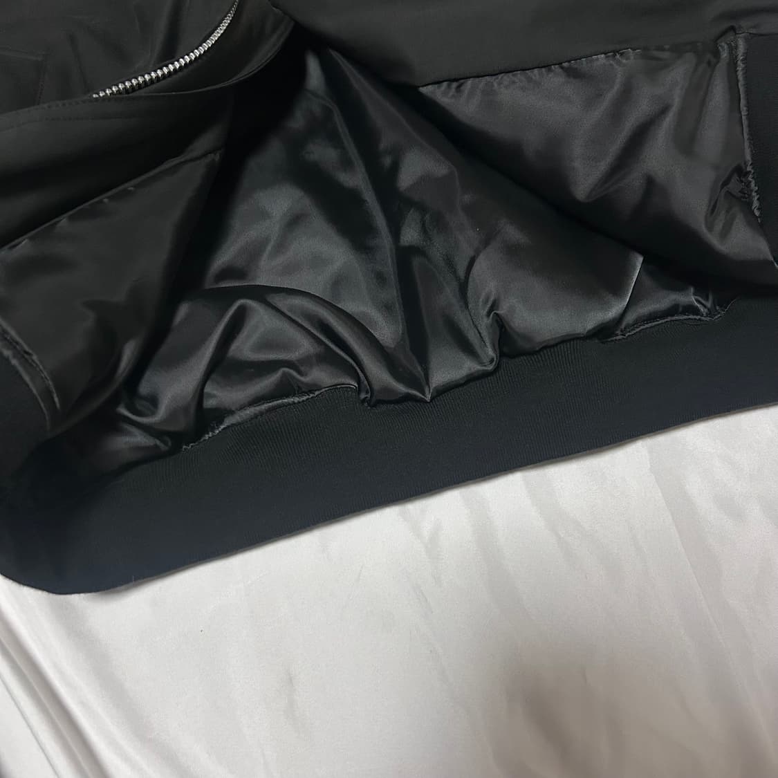 알렌느 3D 패디드 자켓 (블랙) 상품이미지4