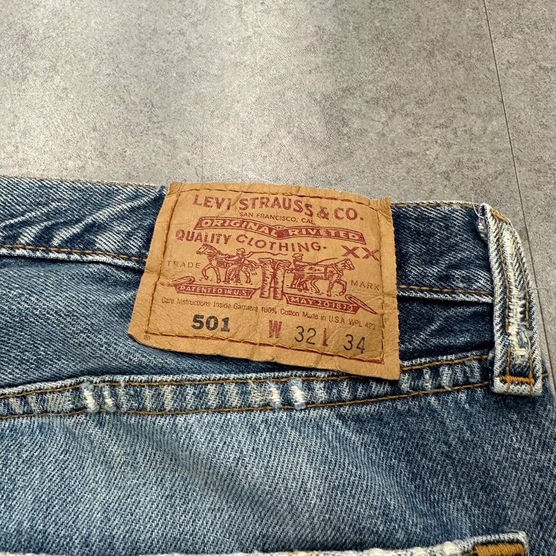 32 리바이스 501 남자 디스트로이드 워싱 데님 청바지 상품이미지4