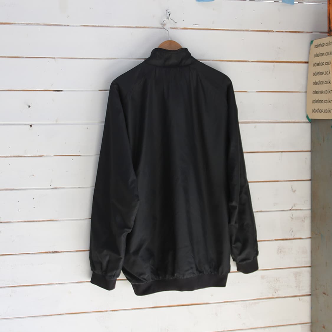 (착용컷) 미즈노 베이스볼 웜업 자켓 (남성용 105) 상품이미지2