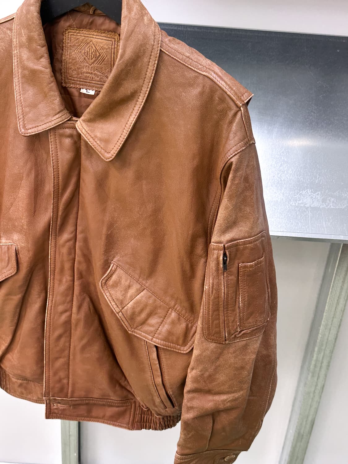 brown grunge washed leather bomber jacke 상품이미지5