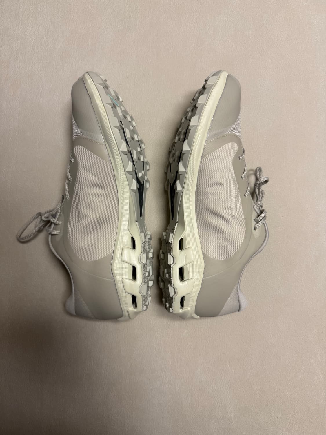 새상품) 온 러닝 파프(paf) 클라우드 벤쳐 아이스 문 상품이미지4