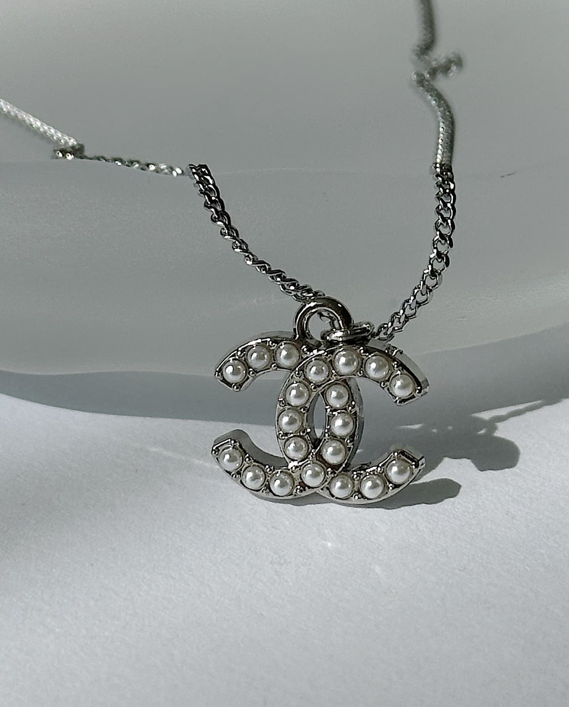 샤넬 cc로고 진주포인트 업사이클링 목걸이 실버 상품이미지1